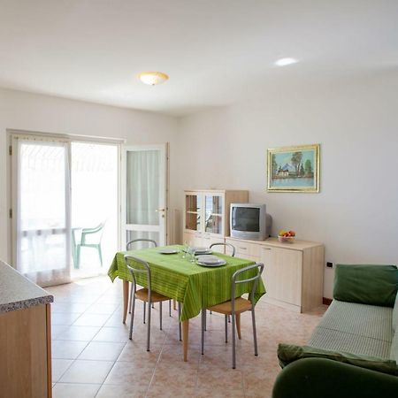 Residence Villa Aranci Limone sul Garda Buitenkant foto