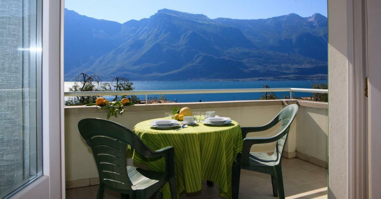 Residence Villa Aranci Limone sul Garda Buitenkant foto